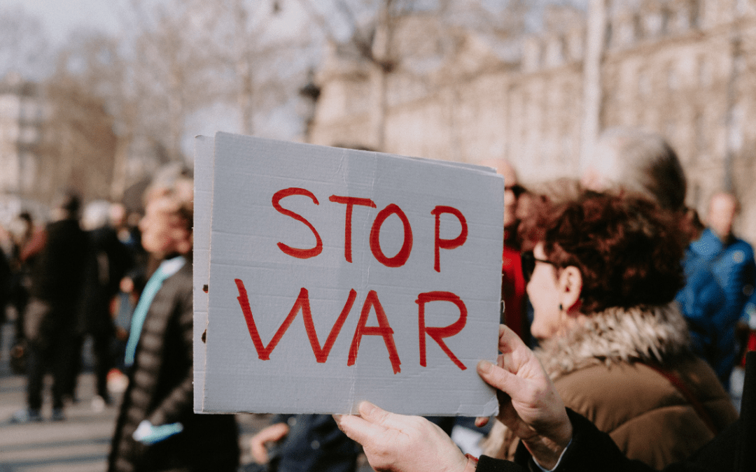Von Likes zu Leiden: Die Präsenz von Krieg und Terror in sozialen Medien